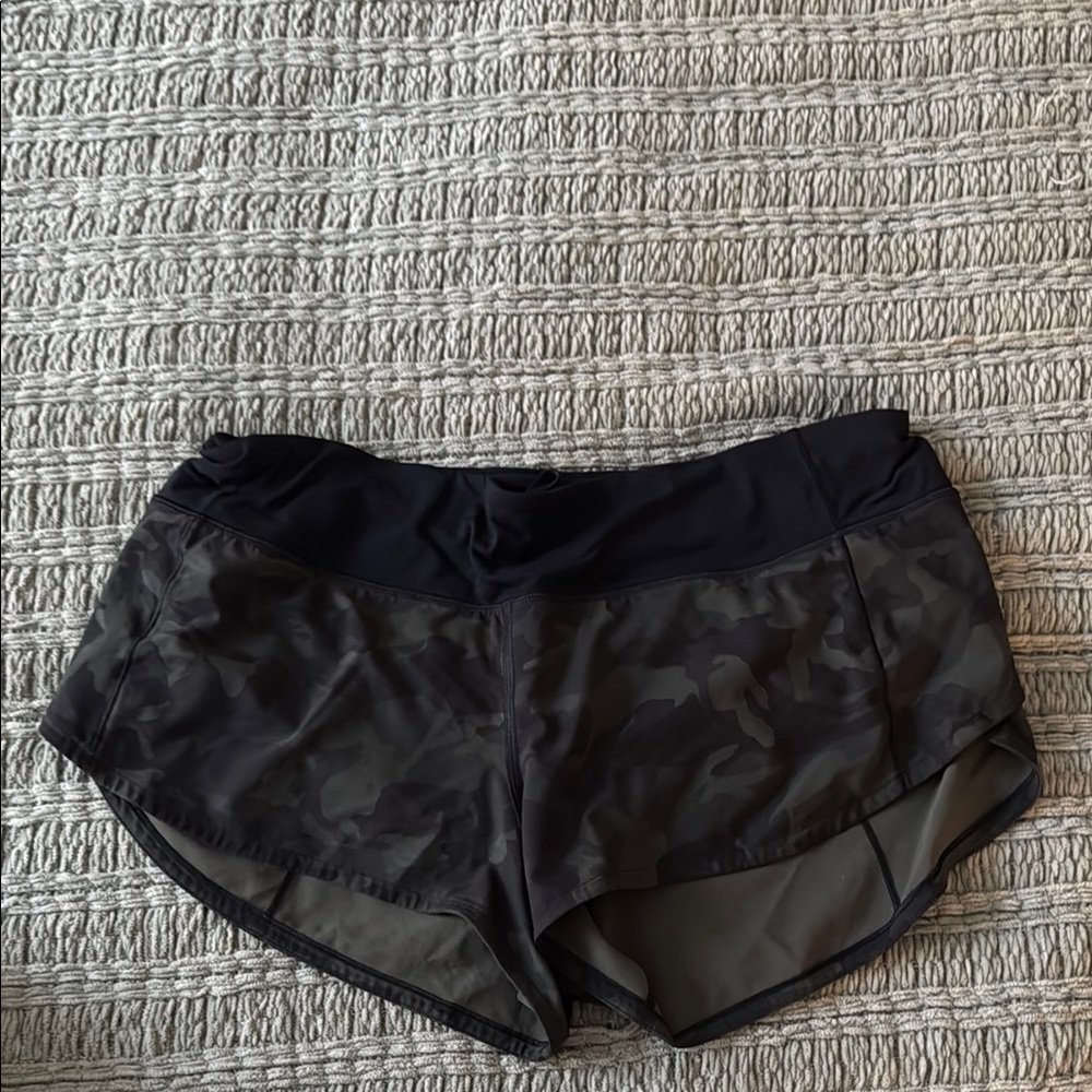 Lululemon Athletica Black Athletic Shorts Lightweight Moisture-Wicking